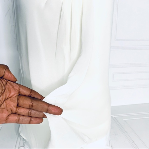 BANANA REPUBLIC OFF WHITE CHIFFON TOP NEW WITH TAG - Picture 3 of 6